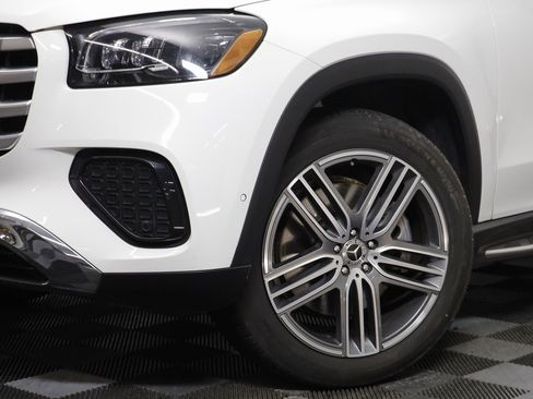 Used 2025 Mercedes-Benz GLS 450 GLS 450 image 3