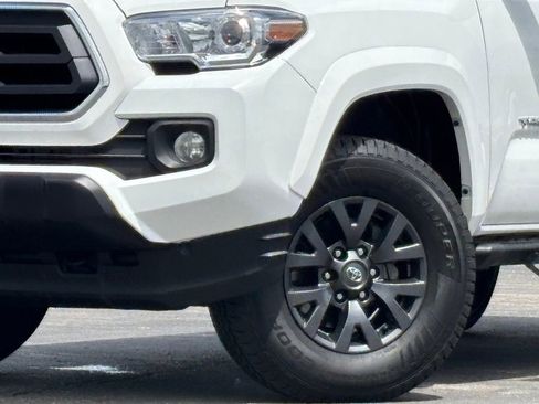 Used 2023 Toyota Tacoma SR5 RWD image 2