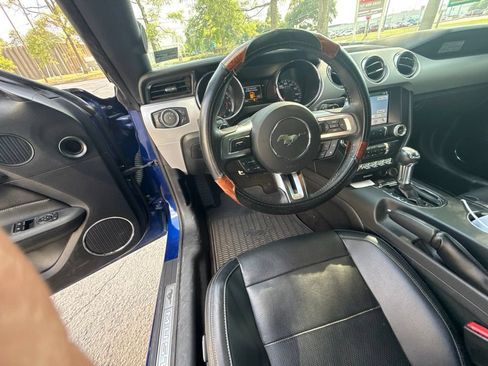 Used 2016 Ford Mustang Premium RWD image 16