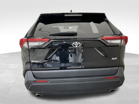 Used 2024 Toyota RAV4 XLE image 4