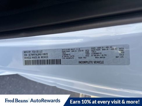 New 2024 RAM 3500 Tradesman image 20