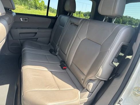 Used 2013 Honda Pilot Touring image 16