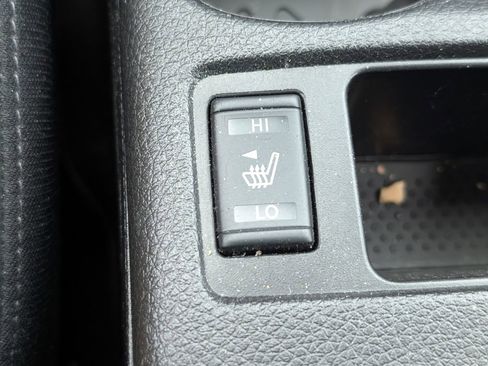 Used 2022 Nissan Rogue Sport SL w/ Premium Package image 21