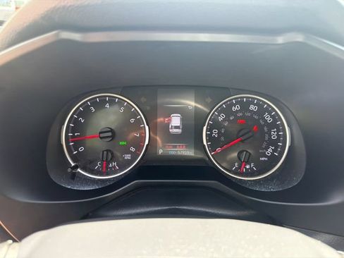 Used 2020 Toyota RAV4 XLE Premium AWD/4WD image 27