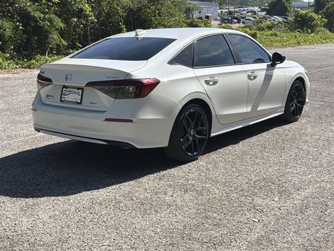 Used 2025 Honda Civic Sport image 3