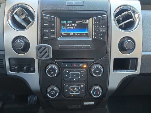 Used 2013 Ford F150 XLT w/ Luxury Equipment Group image 15