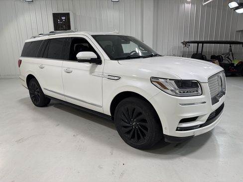 Used 2021 Lincoln Navigator L Reserve RWD image 7