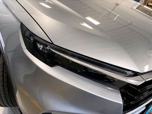 Used 2025 Honda CR-V EX image 32