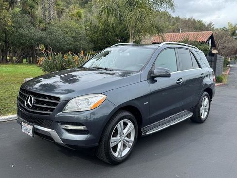 Used 2012 Mercedes-Benz ML 350 BlueTEC 4MATIC image 1
