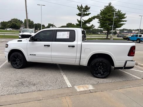 Used 2025 RAM 1500 Big Horn AWD/4WD image 18