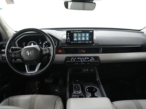 Used 2025 Honda Pilot EX-L image 14
