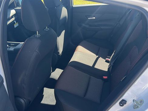 New 2026 Nissan Sentra SR w/ Floor Mat Package FWD image 10