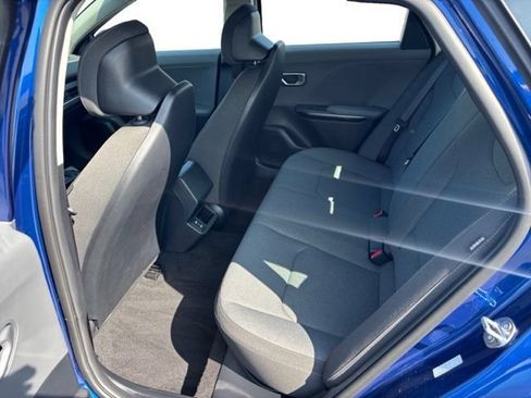 Certified 2025 Kia K4 FWD image 12