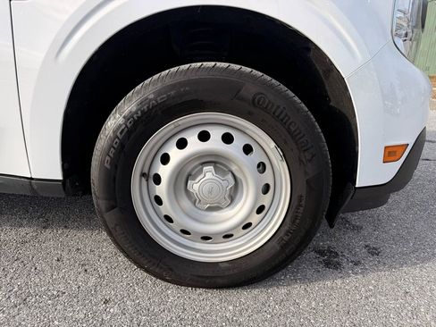 Used 2024 Ford Maverick XL image 29