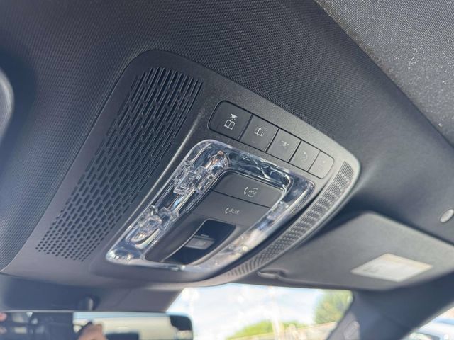 Used 2025 Mercedes-Benz CLA 250 4MATIC image 35
