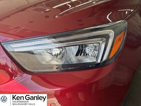 Used 2021 Buick Encore Preferred w/ Safety Package II image 7