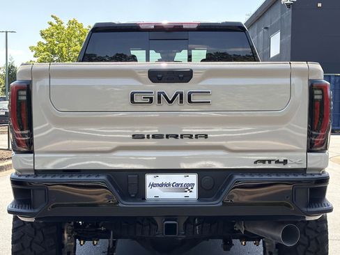 Used 2026 GMC Sierra 2500 AT4X w/ LPO, Black Badging Package AWD/4WD image 22