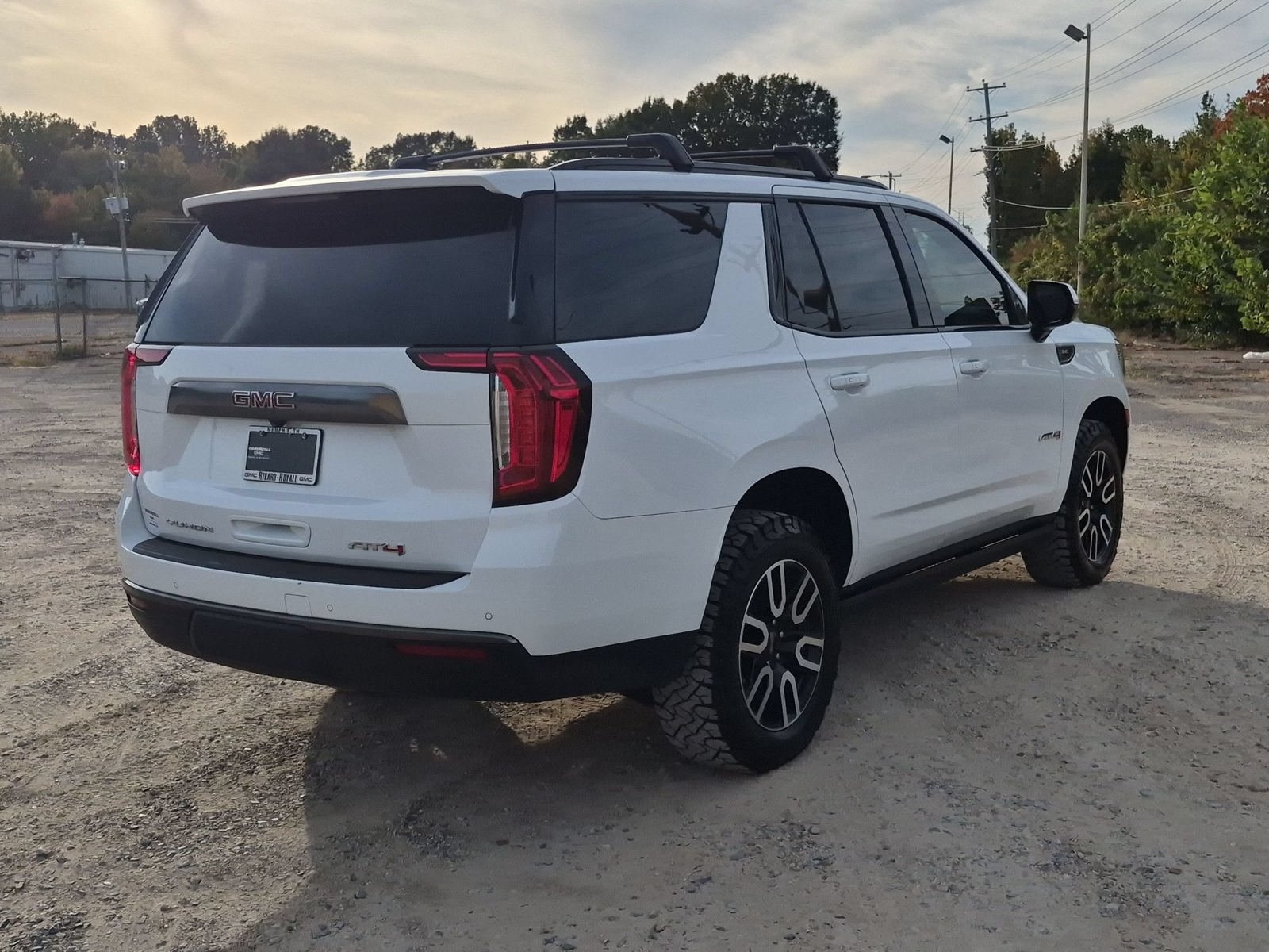 Used 2023 GMC Yukon AT4 w/ LPO, Floor Liner Package AWD/4WD image 6