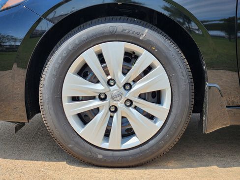 New 2025 Nissan Sentra S image 10