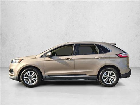 Used 2020 Ford Edge SEL w/ Convenience Package image 9