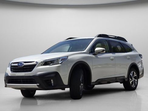 Used 2022 Subaru Outback Limited AWD/4WD image 18