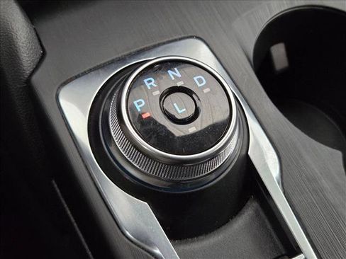 Used 2025 Ford Escape ST-Line image 12