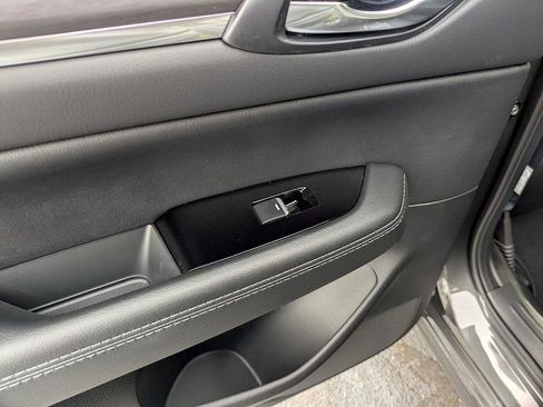 New 2025 MAZDA CX-5 AWD 2.5 S w/ Premium Plus Pkg image 19