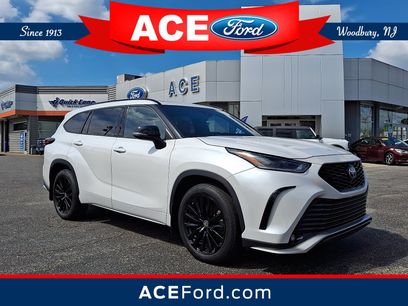 Used 2024 Toyota Highlander XSE