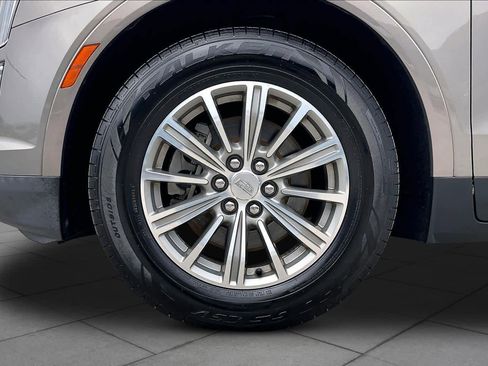 Used 2018 Cadillac XT5 Luxury FWD image 11