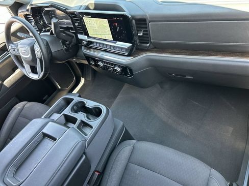 Used 2023 GMC Sierra 1500 Elevation w/ X31 Off-Road Package AWD/4WD image 28