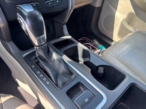 Used 2018 Ford Escape SEL AWD/4WD image 13