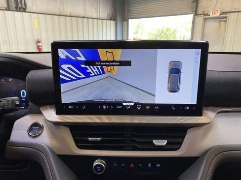 Used 2026 Ford Explorer Active RWD image 44