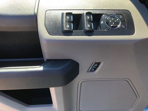 Used 2015 Ford F150 XL w/ Equipment Group 101A Mid image 19