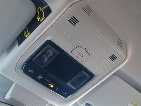 New 2025 Volkswagen Tiguan S image 16