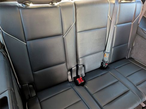 Used 2021 Cadillac Escalade Sport w/ Driver Assist Tech Package image 19