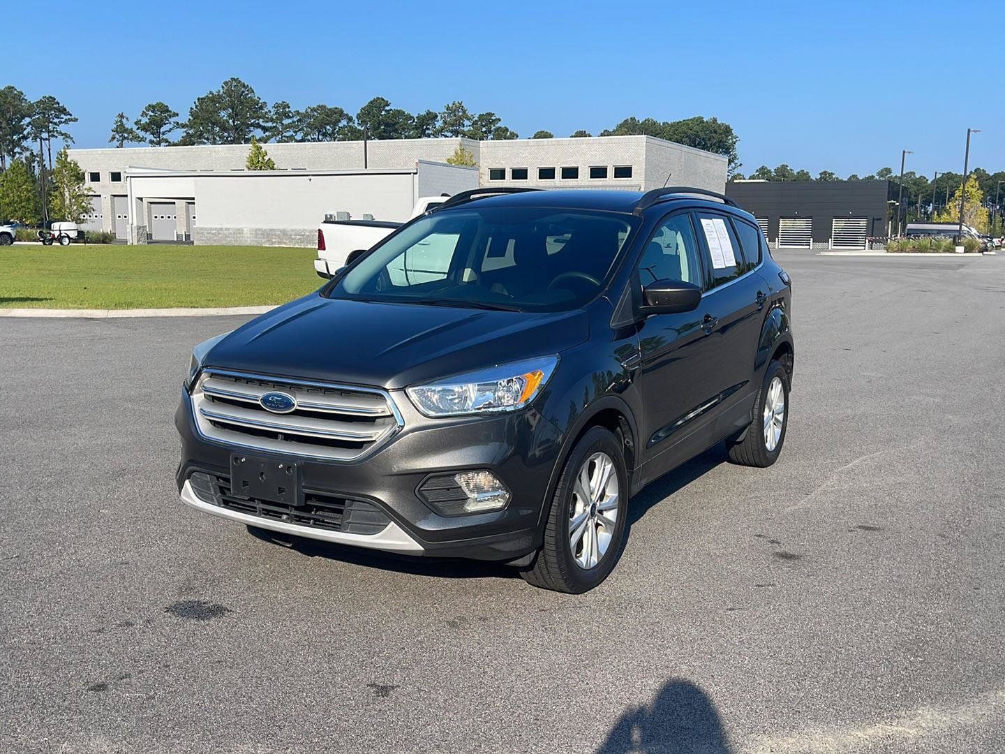 Used 2018 Ford Escape SE AWD/4WD image 3