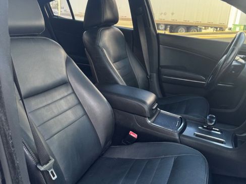 Used 2012 Dodge Charger SXT Plus image 19