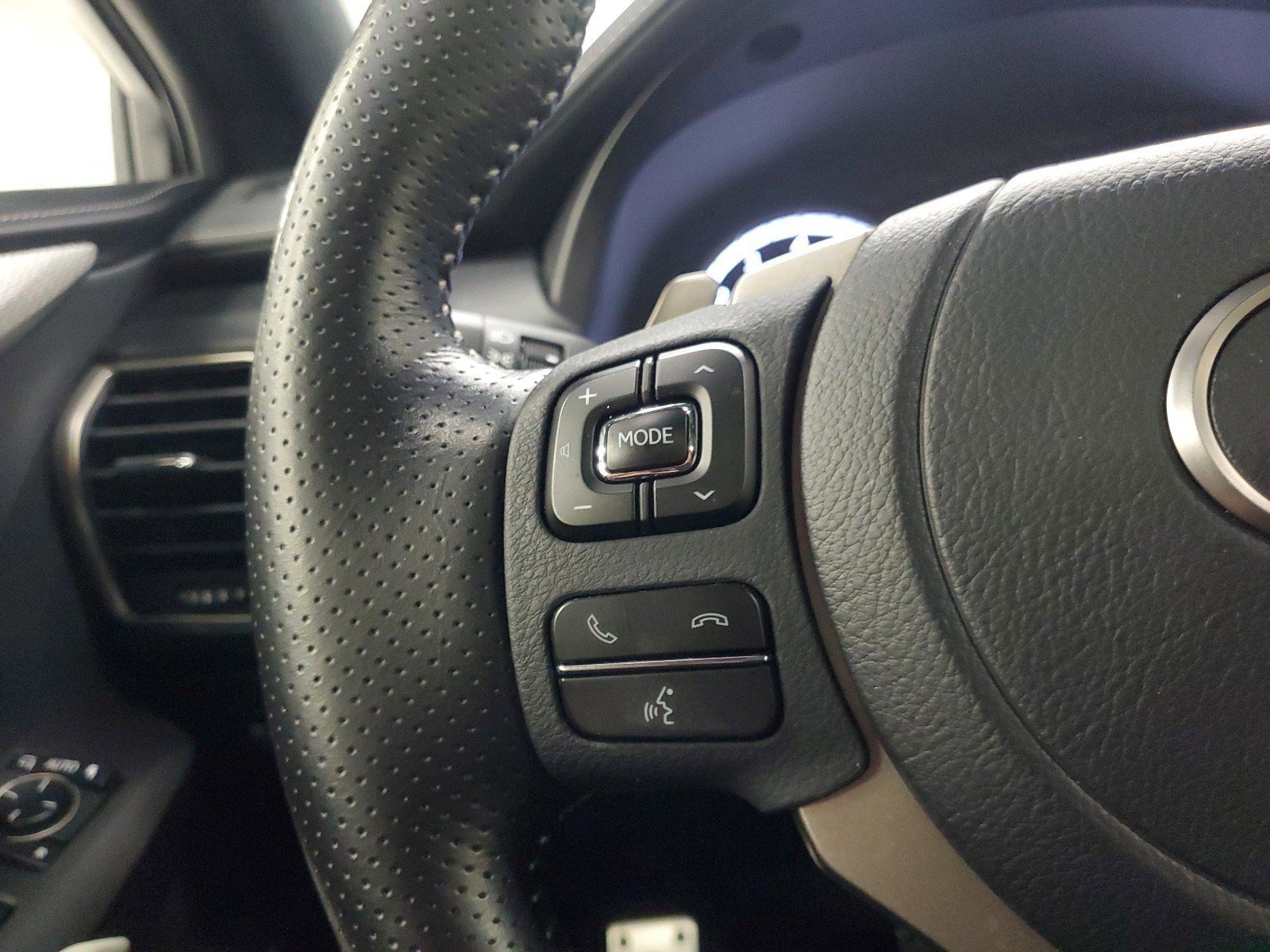 Used 2021 Lexus NX 300 F Sport w/ F Sport Premium Package FWD image 25