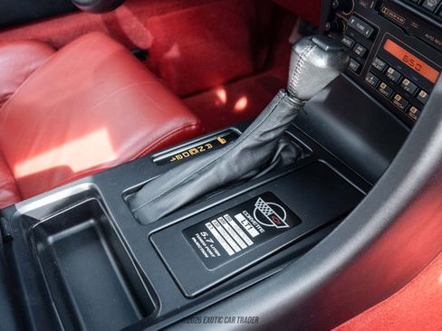 Used 1992 Chevrolet Corvette Coupe RWD image 34