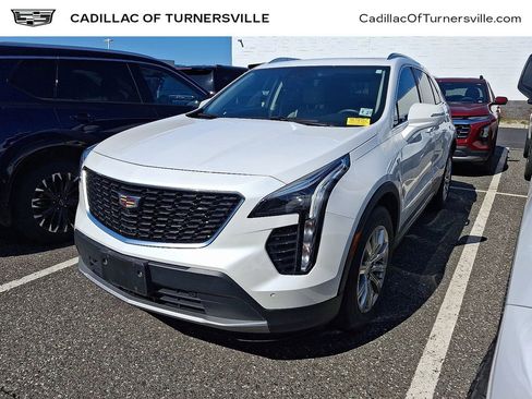 Used 2022 Cadillac XT4 Premium Luxury w/ Enhanced Visibility Package image 1