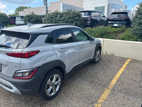 Used 2023 Hyundai Kona SEL w/ Convenience Package AWD/4WD image 5