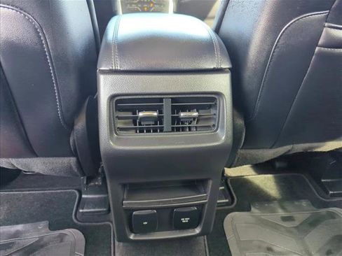 Certified 2019 Ford Edge SEL w/ Equipment Group 201A FWD image 19