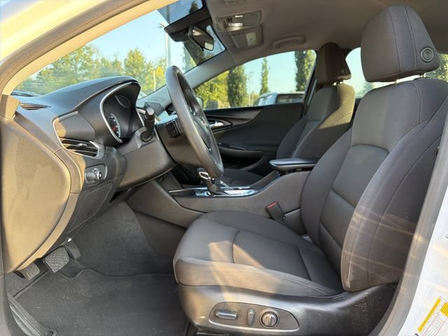 Used 2022 Chevrolet Malibu LS w/ Driver Confidence Package II FWD image 11