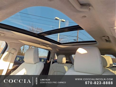 Certified 2022 Lincoln Nautilus Black Label image 14