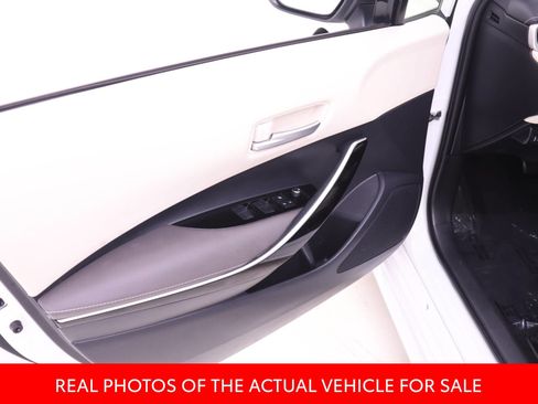 Certified 2020 Toyota Corolla XLE FWD image 9