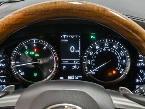 Used 2017 Lexus LX 570 4WD image 15