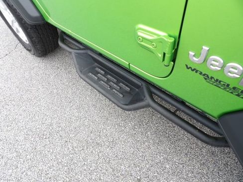 Used 2019 Jeep Wrangler Sport image 14