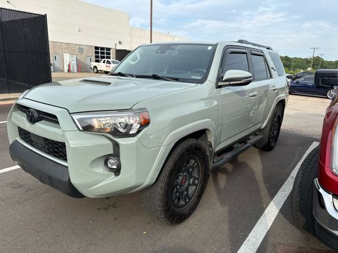 Used 2022 Toyota 4Runner TRD Off-Road Premium w/ Moonroof Package AWD/4WD image 7