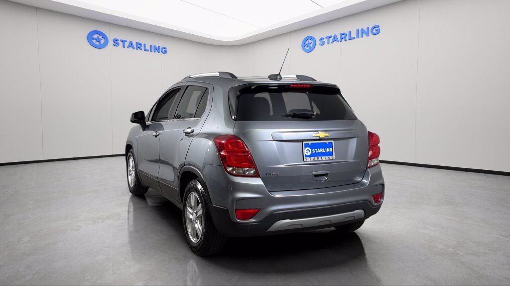 Used 2020 Chevrolet Trax LT w/ LT Convenience Package FWD image 6