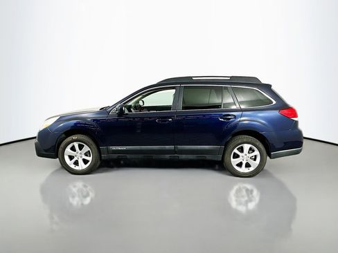 Used 2014 Subaru Outback 3.6R Limited AWD/4WD image 6